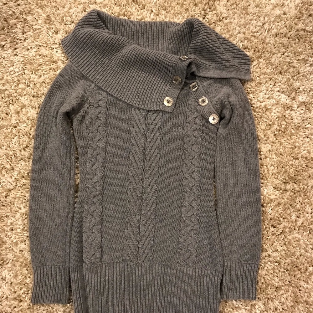 Grey sweater